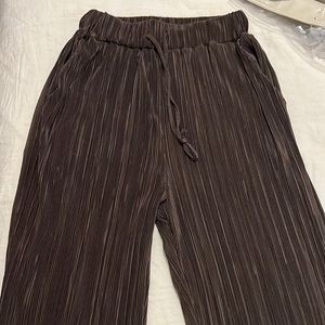 Oak + Fort Plisse Pants